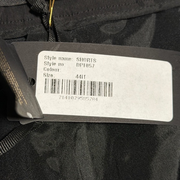 NWT Dundas Black Sequin Shorts - Size Medium - Picture 8 of 9